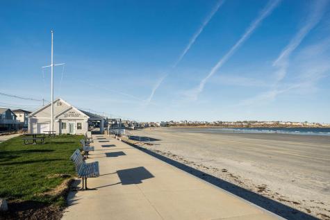 4 Richmond Street York ME 03909