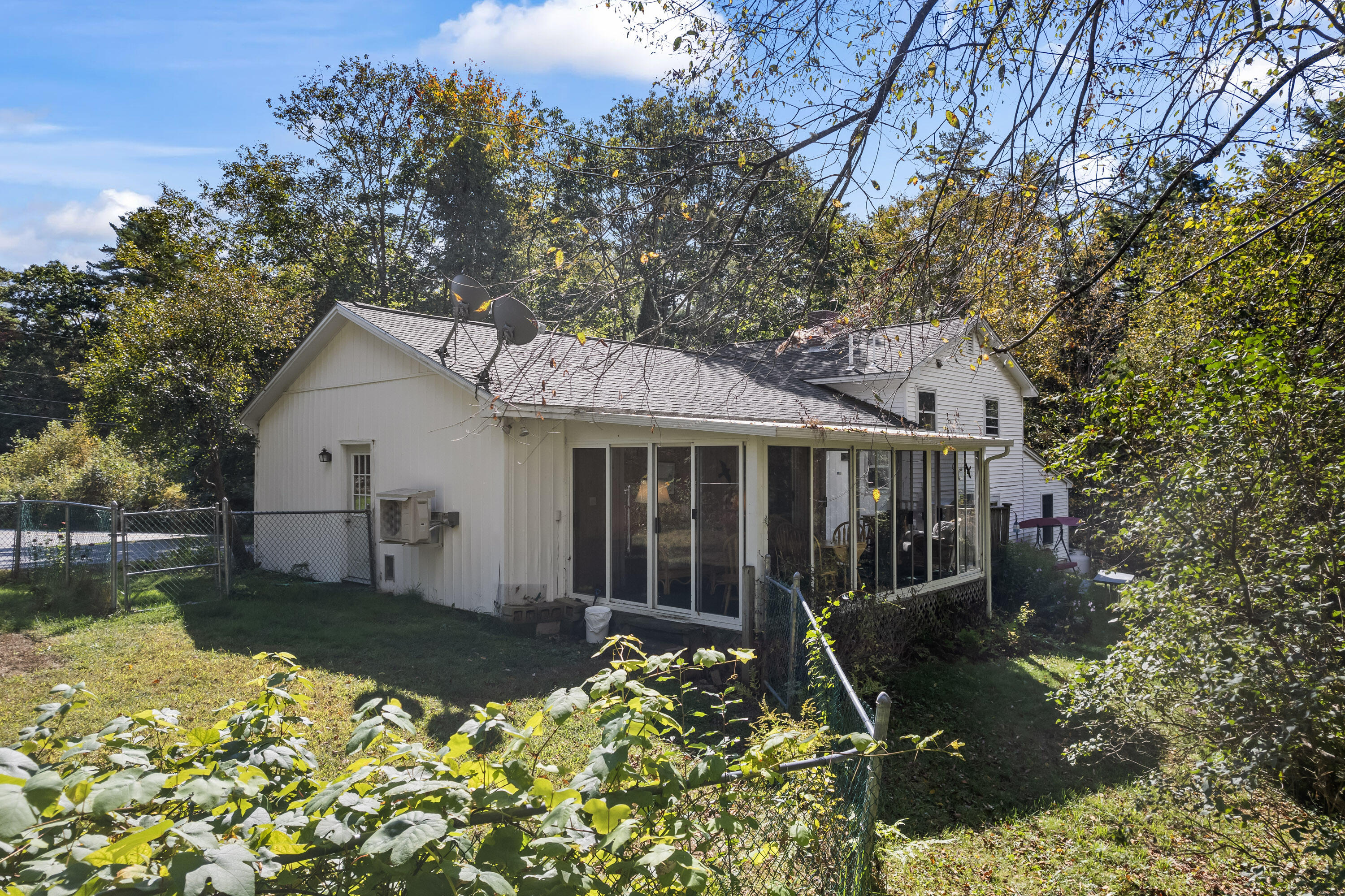 122 South Freeport Road Freeport ME 04032