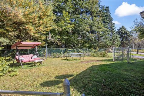 122 South Freeport Road Freeport ME 04032