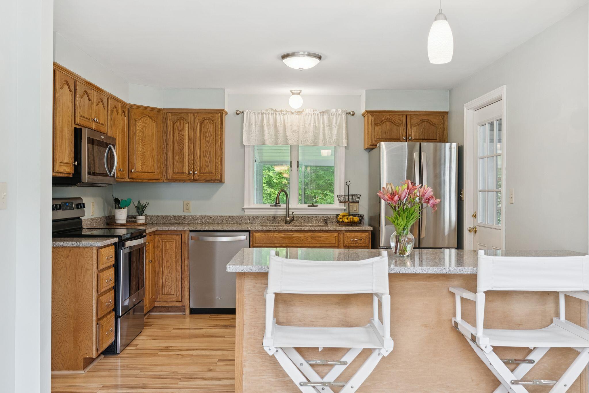 21 Arrowhead Drive Brunswick ME 04011