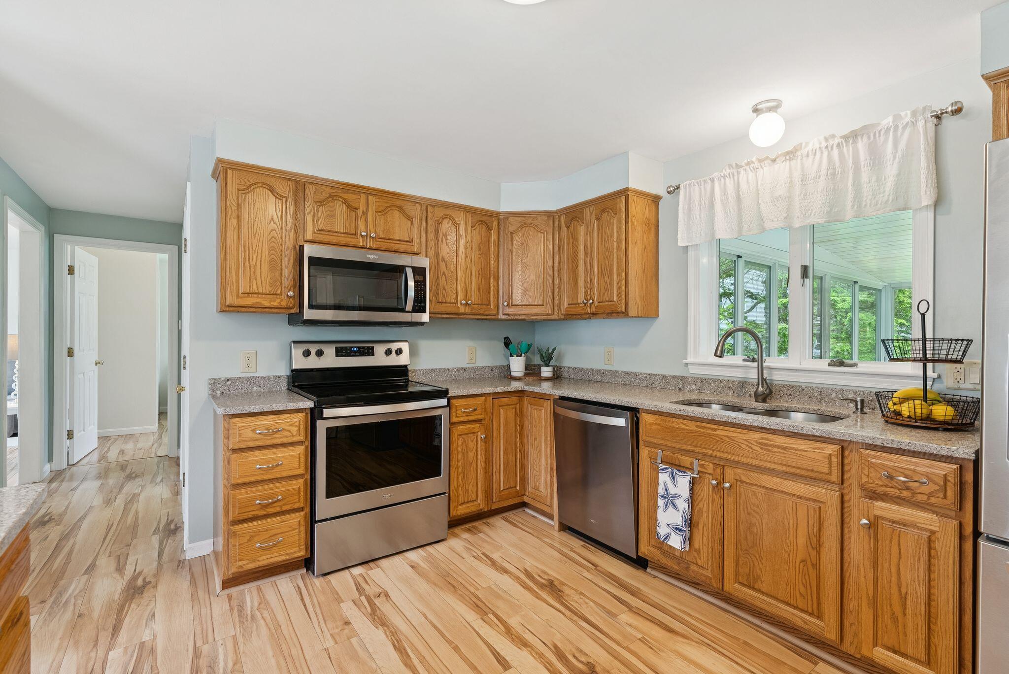 21 Arrowhead Drive Brunswick ME 04011