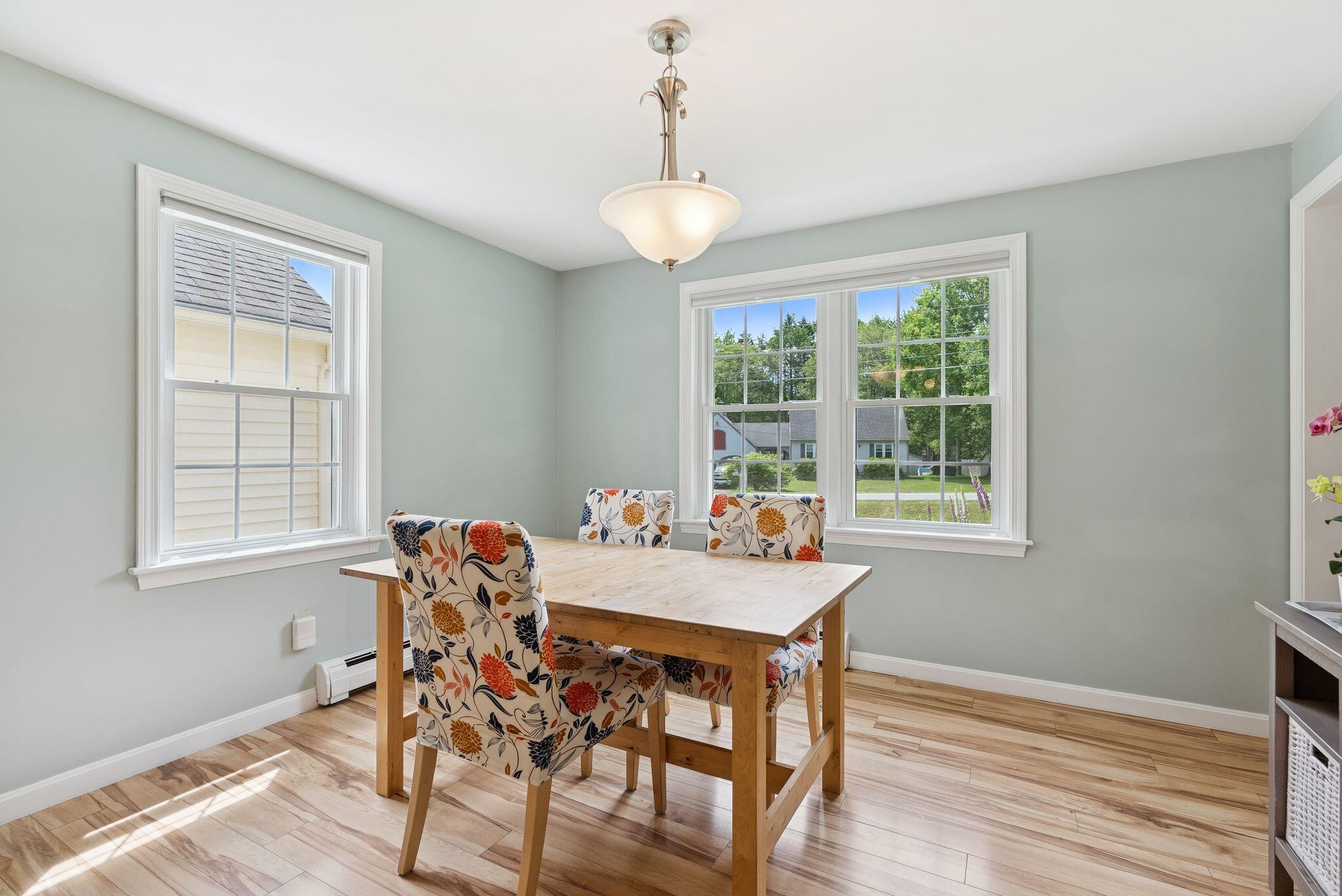 21 Arrowhead Drive Brunswick ME 04011