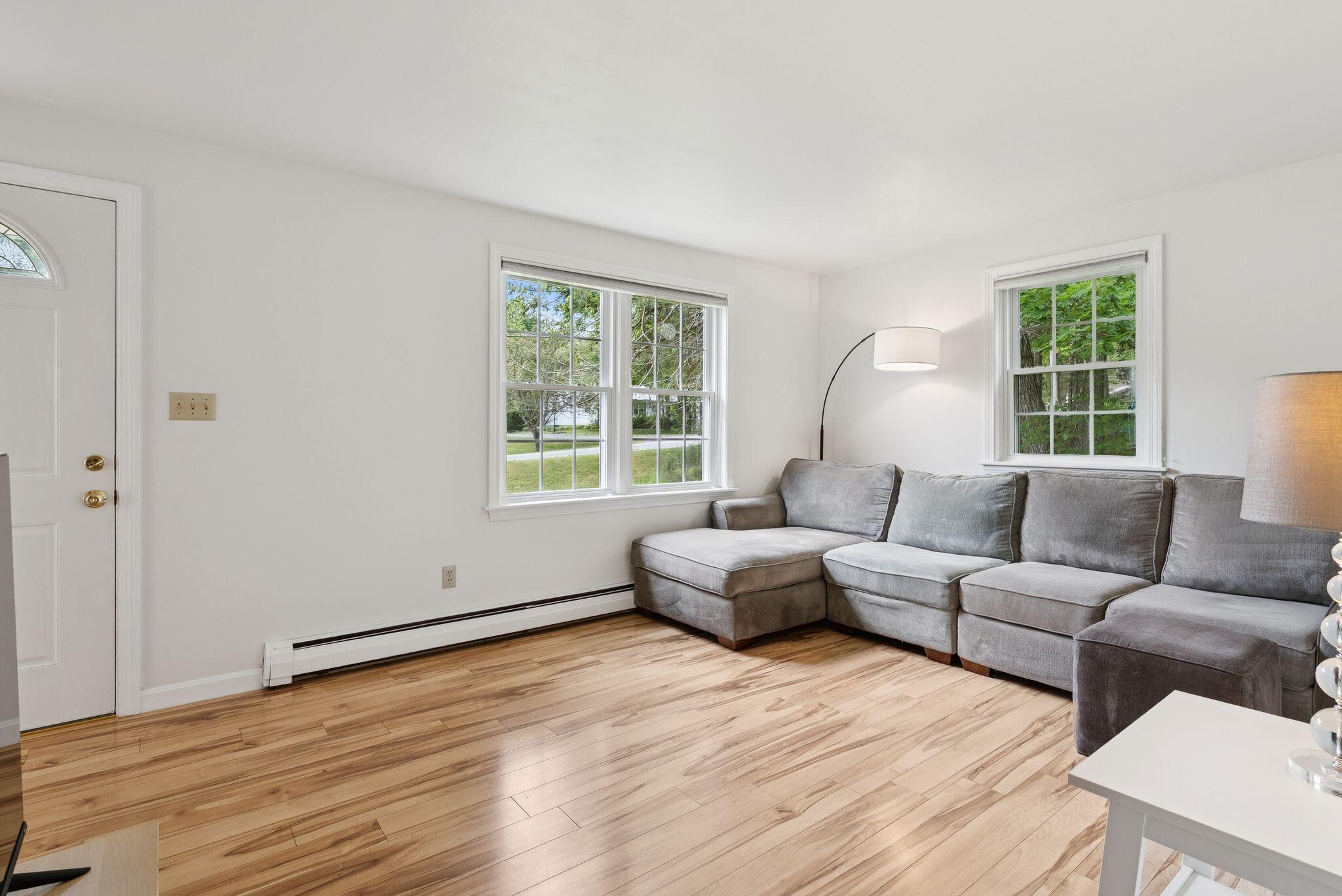 21 Arrowhead Drive Brunswick ME 04011