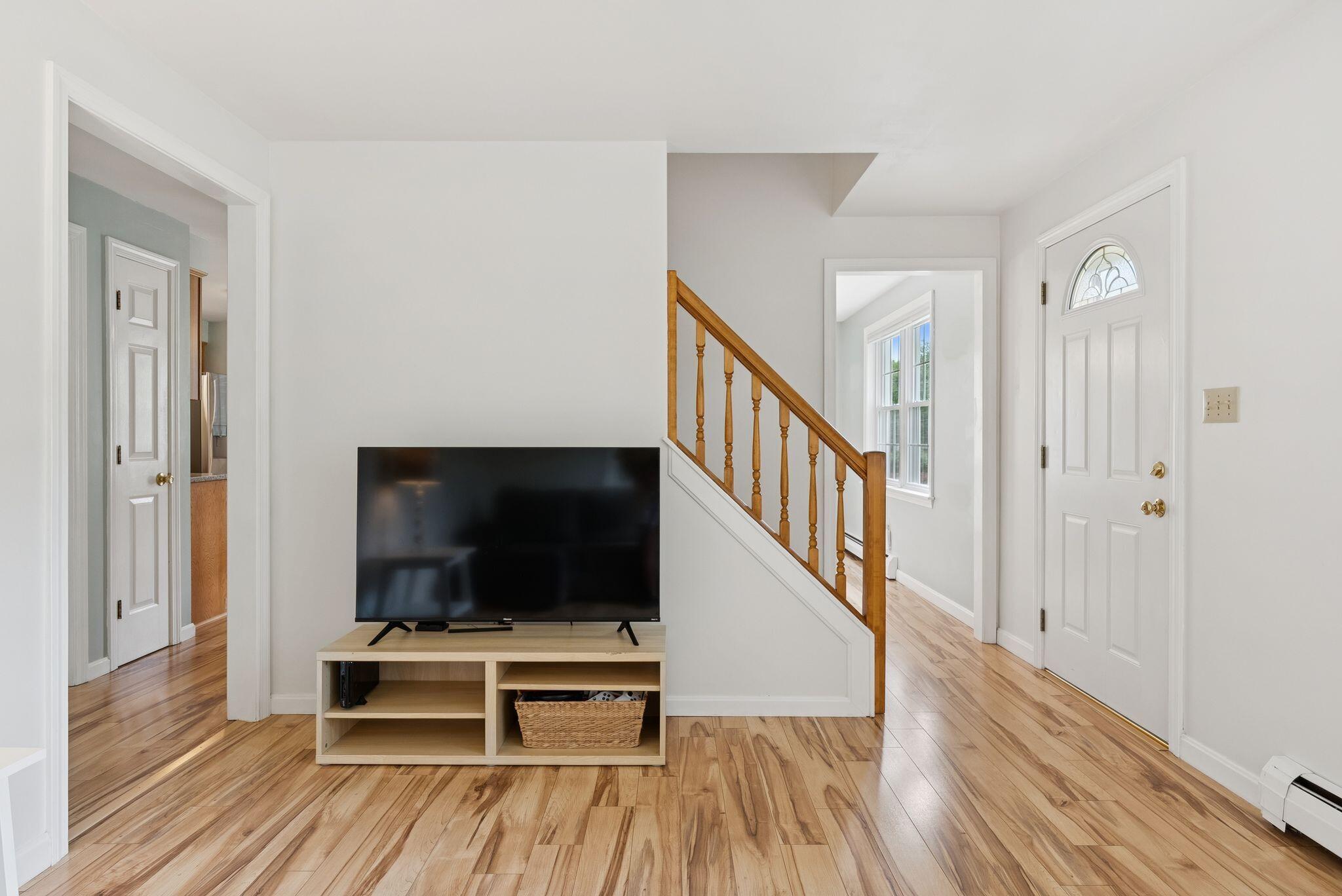 21 Arrowhead Drive Brunswick ME 04011