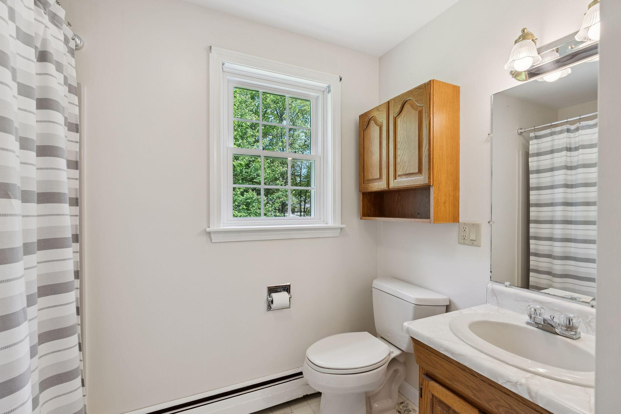 21 Arrowhead Drive Brunswick ME 04011