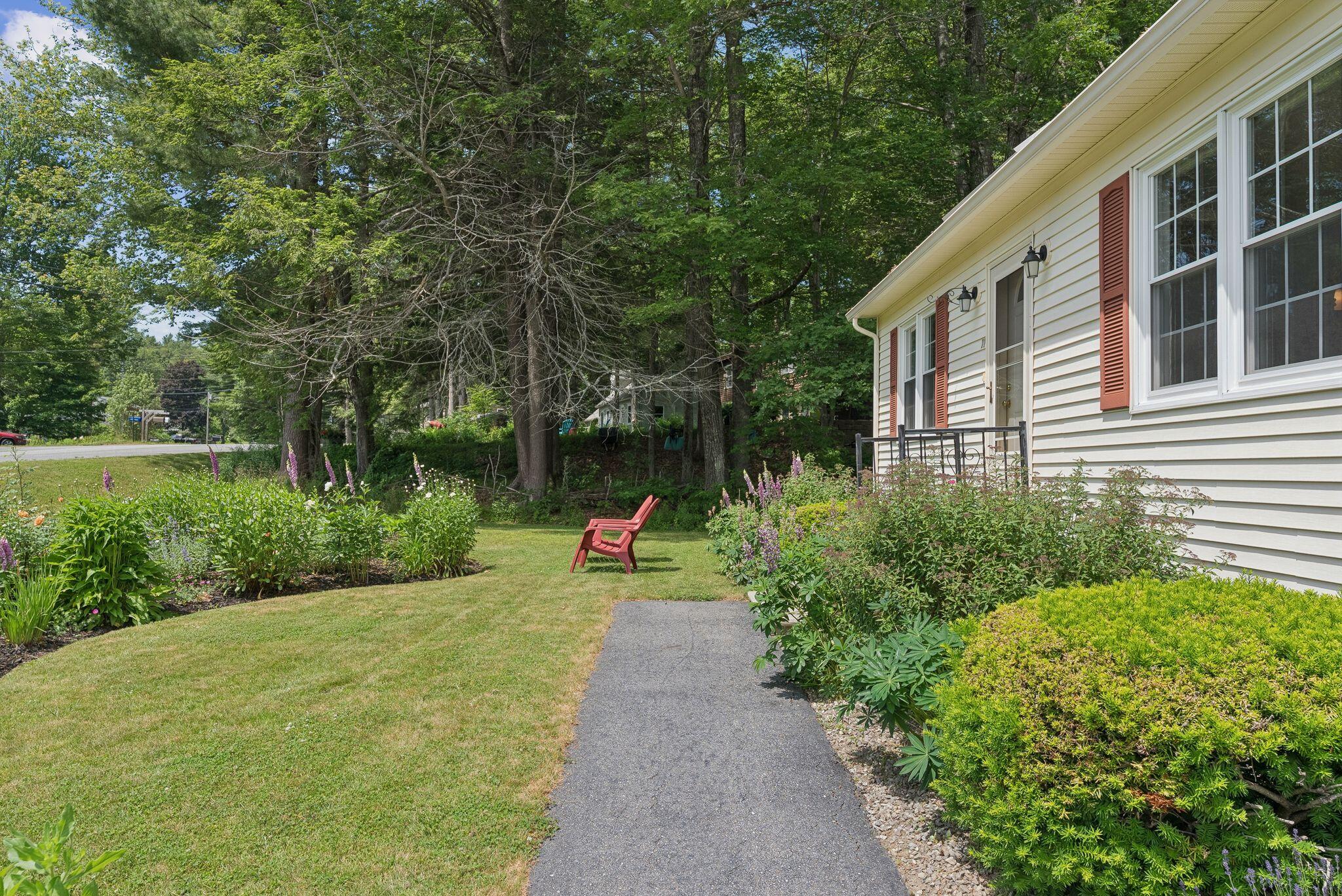 21 Arrowhead Drive Brunswick ME 04011