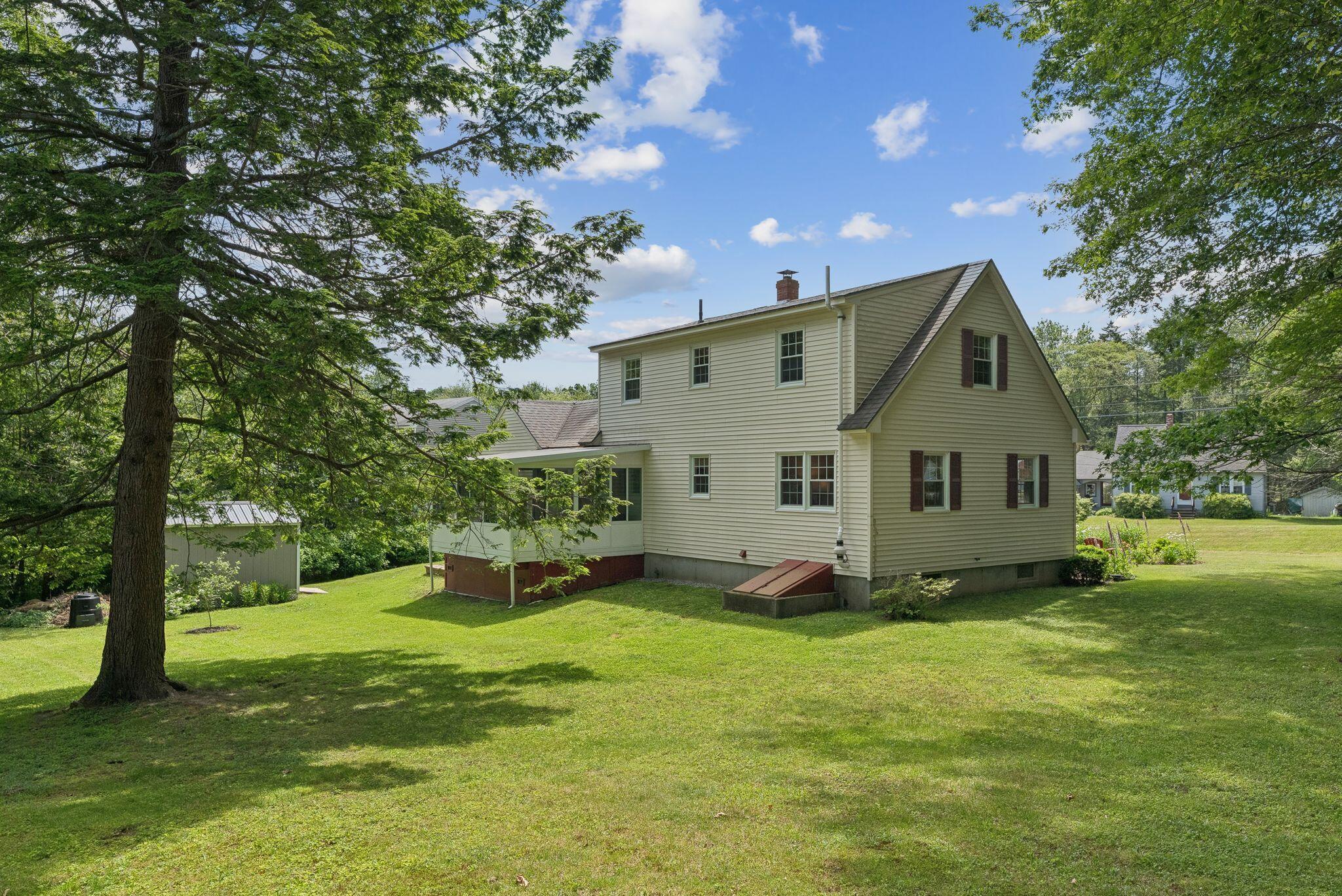 21 Arrowhead Drive Brunswick ME 04011