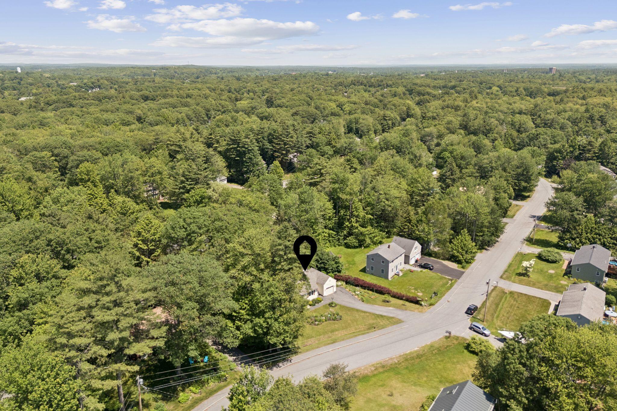 21 Arrowhead Drive Brunswick ME 04011