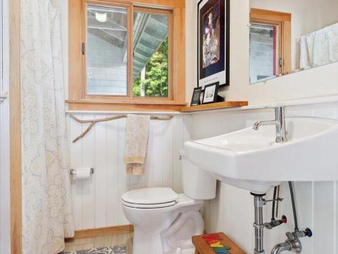 66 Vera's Way Deer Isle ME 04650