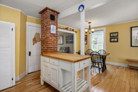 41 Wyman Avenue Kittery ME 03904