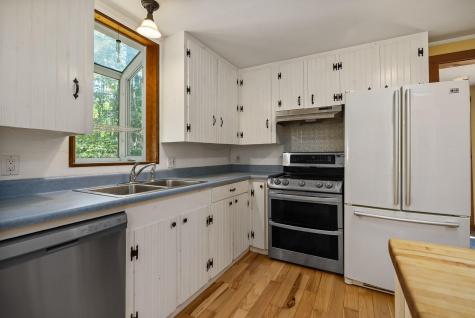 41 Wyman Avenue Kittery ME 03904