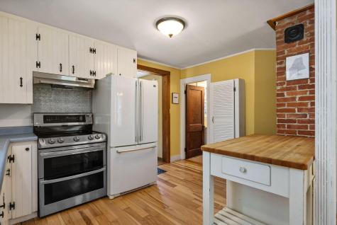 41 Wyman Avenue Kittery ME 03904