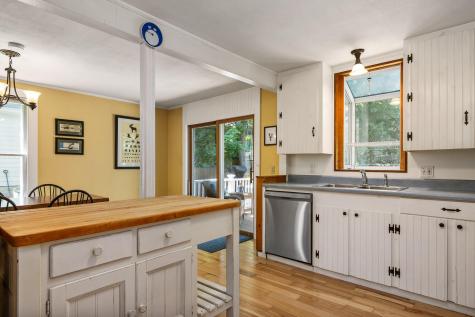 41 Wyman Avenue Kittery ME 03904