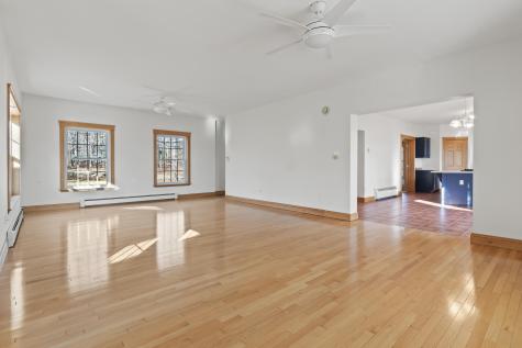 369 River Road Richmond ME 04357