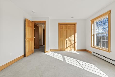 369 River Road Richmond ME 04357