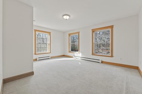 369 River Road Richmond ME 04357