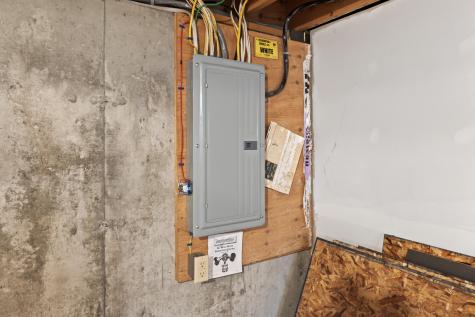 369 River Road Richmond ME 04357