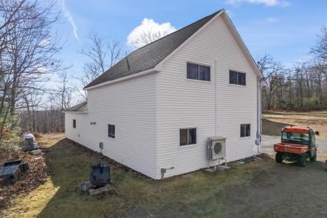 369 River Road Richmond ME 04357