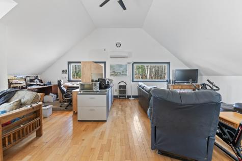 369 River Road Richmond ME 04357