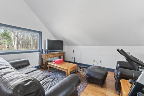 369 River Road Richmond ME 04357