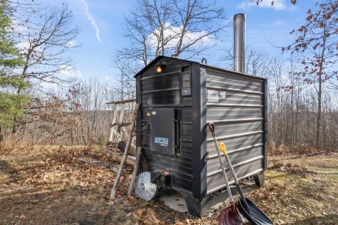 369 River Road Richmond ME 04357