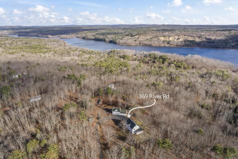 369 River Road Richmond ME 04357