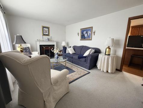 12 Dee Street Auburn ME 04210