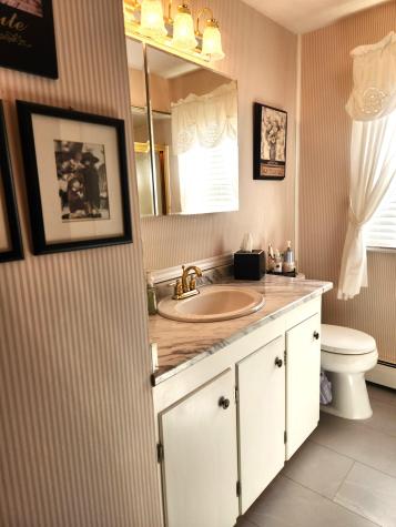 12 Dee Street Auburn ME 04210