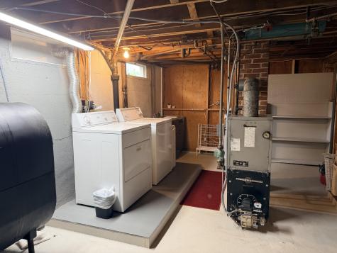 12 Dee Street Auburn ME 04210