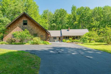 44 Road Between The Ponds Parsonsfield ME 04047