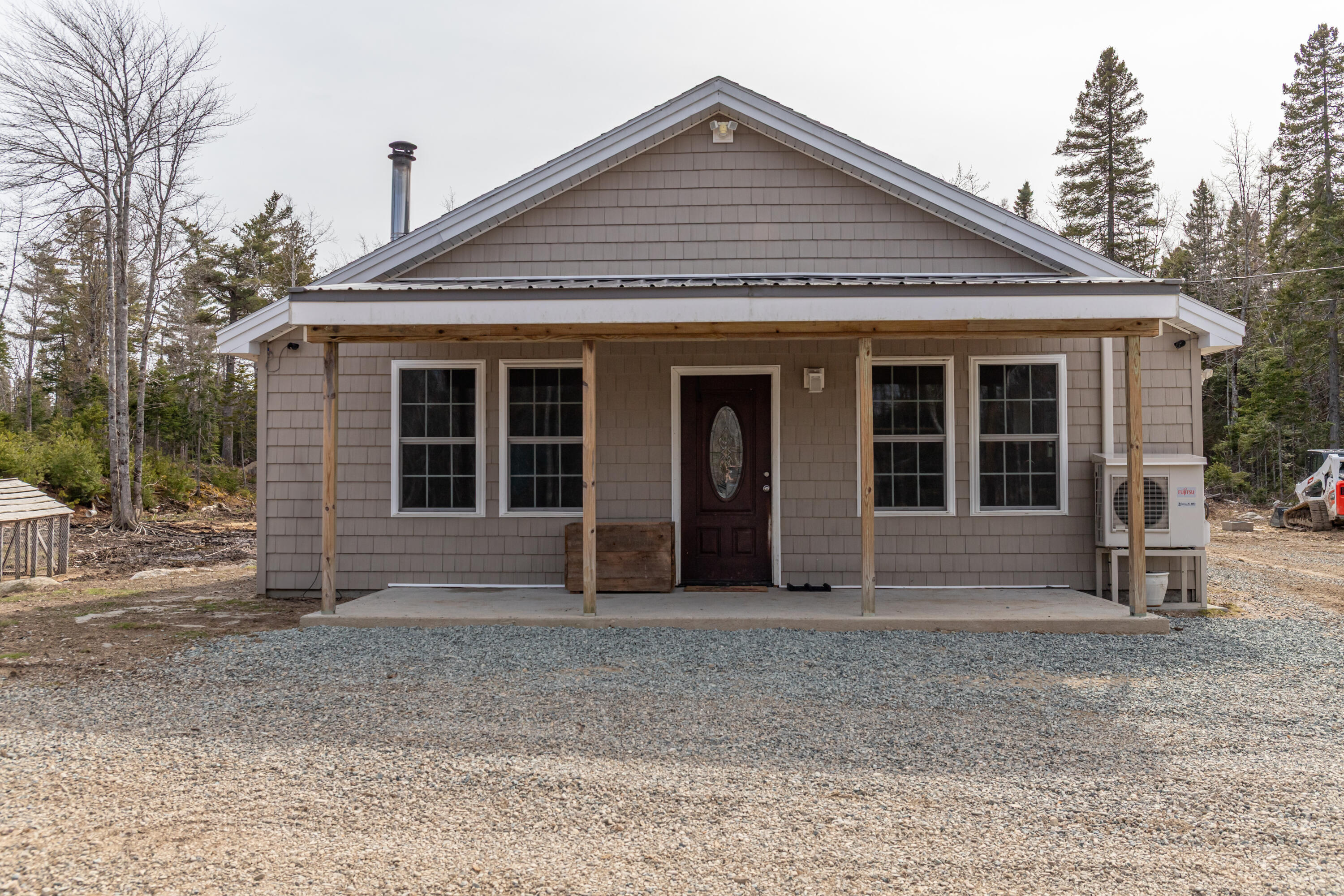 1619 Us 1 Gouldsboro ME 04607