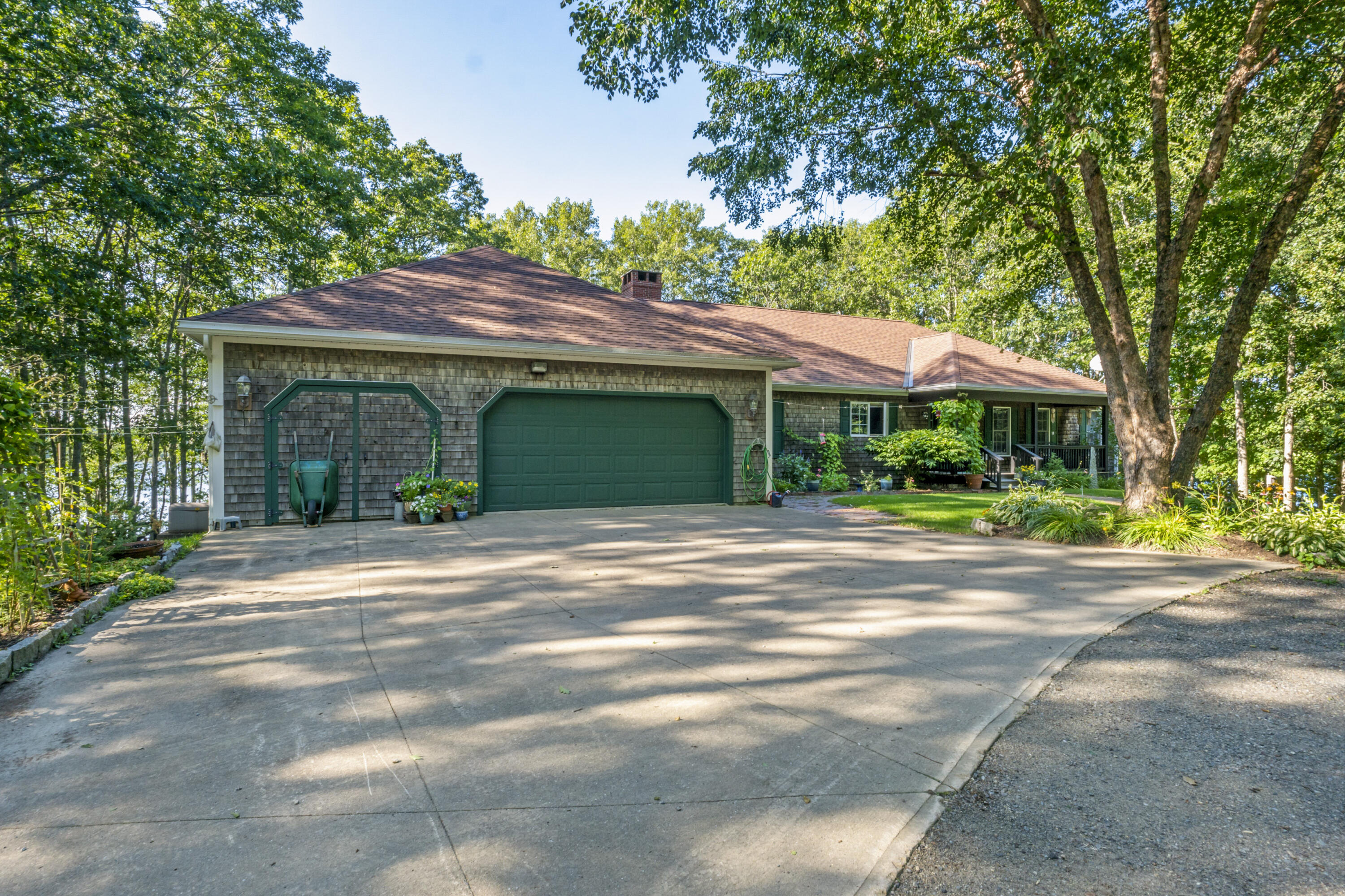 1515 Old Augusta Road Waldoboro ME 04572