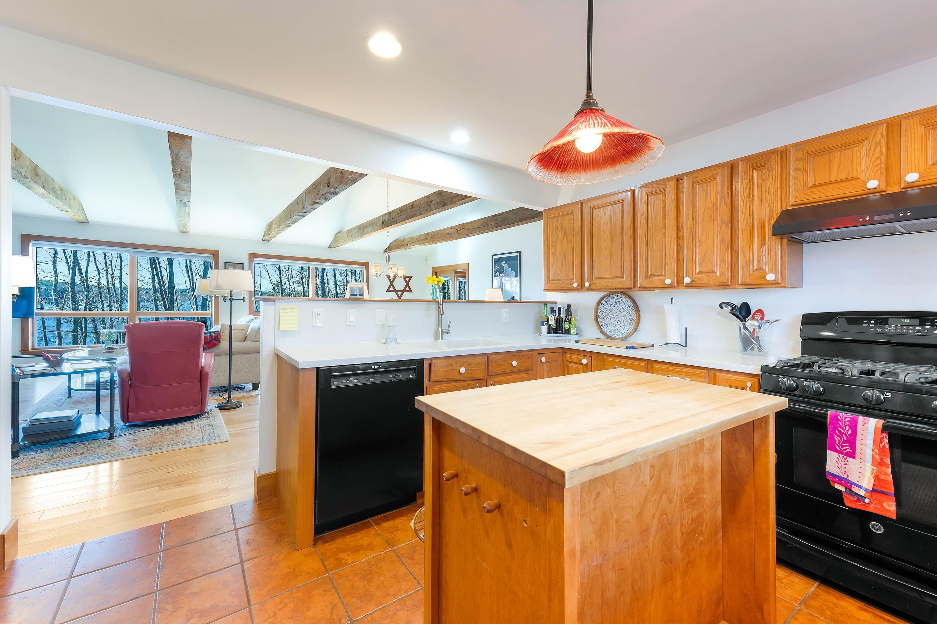 1515 Old Augusta Road Waldoboro ME 04572