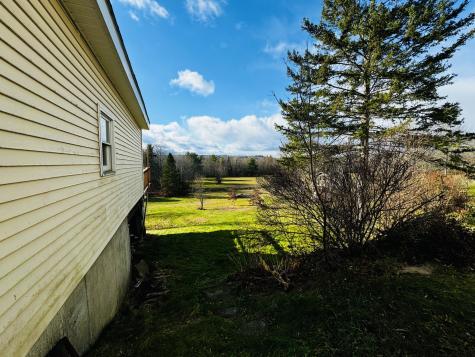 161 Pittsfield Avenue Palmyra ME 04965