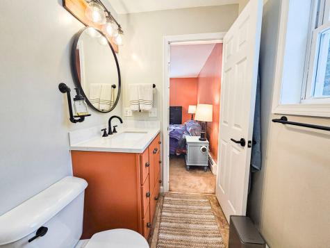 23 Paradise Row Lebanon ME 04027