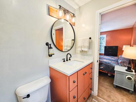 23 Paradise Row Lebanon ME 04027