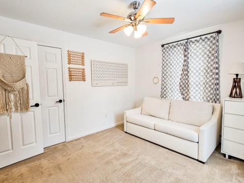 23 Paradise Row Lebanon ME 04027