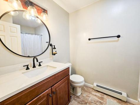 23 Paradise Row Lebanon ME 04027