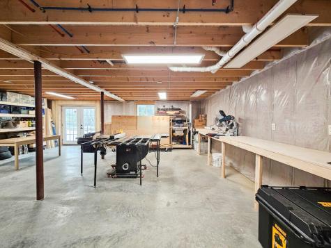 23 Paradise Row Lebanon ME 04027