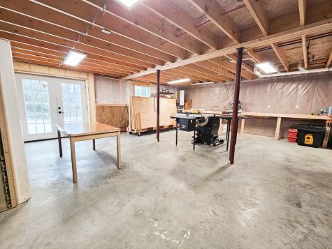 23 Paradise Row Lebanon ME 04027