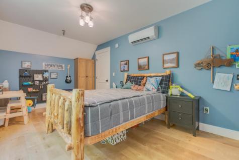 51 Tenny Hill Road Raymond ME 04071