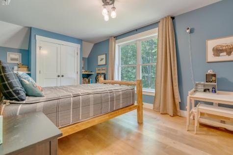 51 Tenny Hill Road Raymond ME 04071