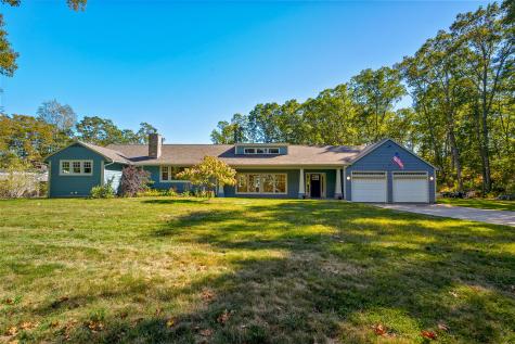 530 Spurwink Avenue Cape Elizabeth ME 04107