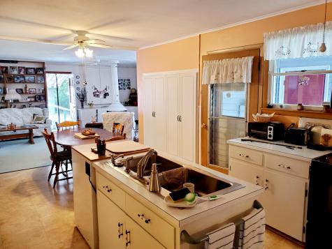 7 Roy Avenue Auburn ME 04210