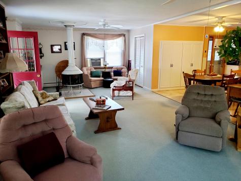 7 Roy Avenue Auburn ME 04210