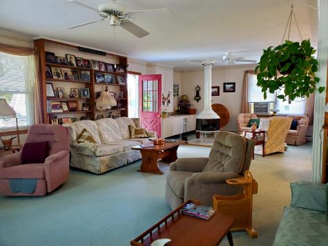 7 Roy Avenue Auburn ME 04210