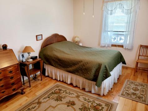 7 Roy Avenue Auburn ME 04210