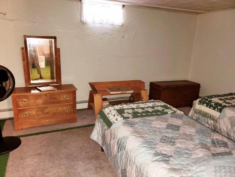 7 Roy Avenue Auburn ME 04210