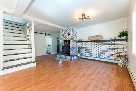 44 Sixth Street Auburn ME 04210