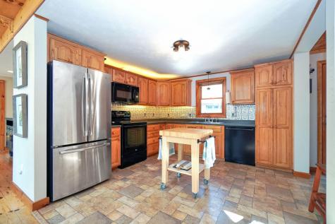 71 Hickory Hill Lane Oxford ME 04270